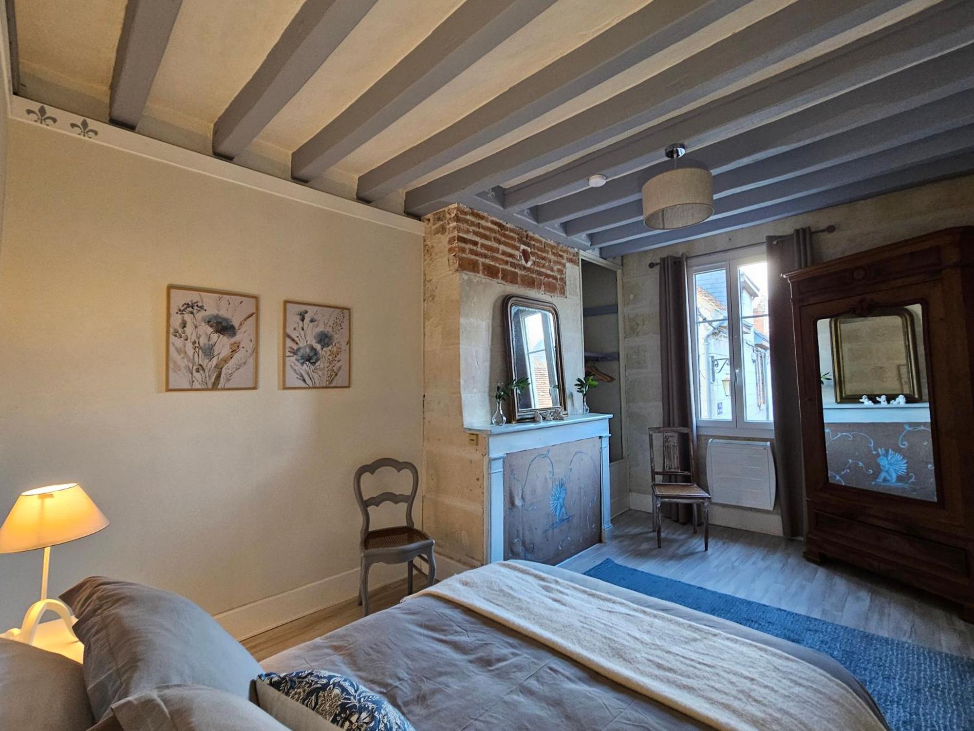 Regard Sur Le Chateau Saint-Aignan  Extérieur photo